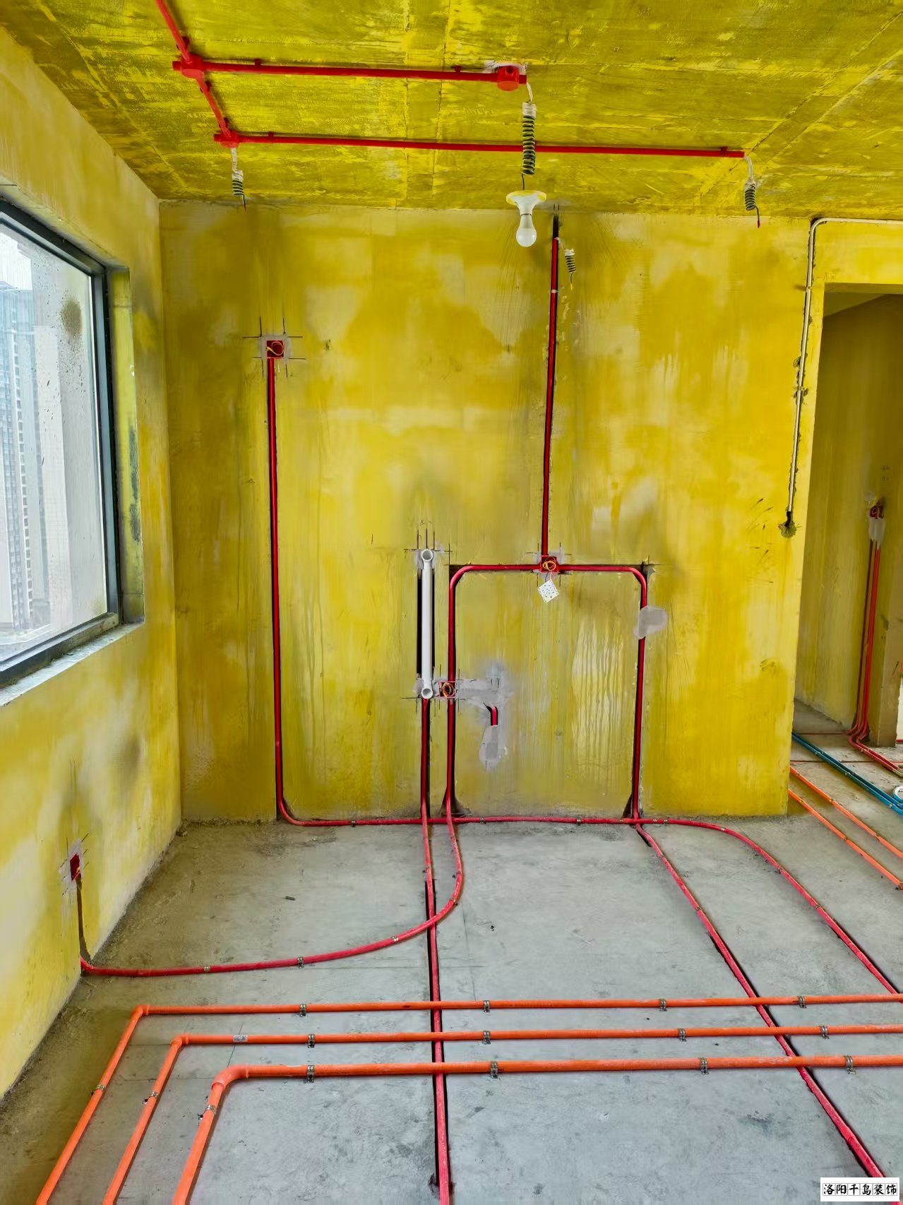 洛陽(yáng)千島裝飾水電改造施工現(xiàn)場(chǎng)